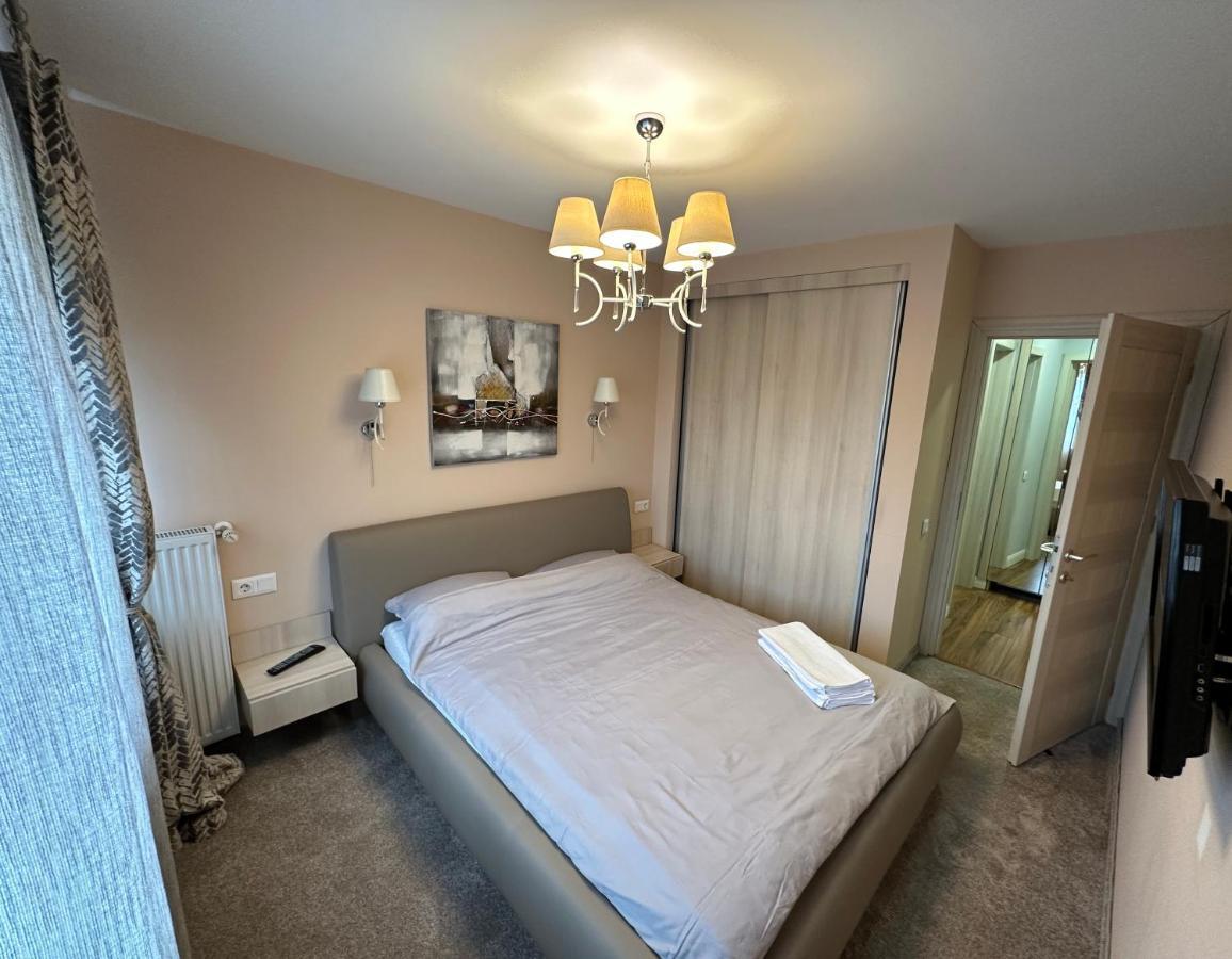 Page3 Apartament Tergovistye Kültér fotó