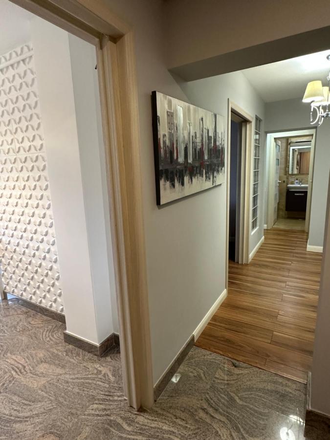 Page3 Apartament Tergovistye Kültér fotó